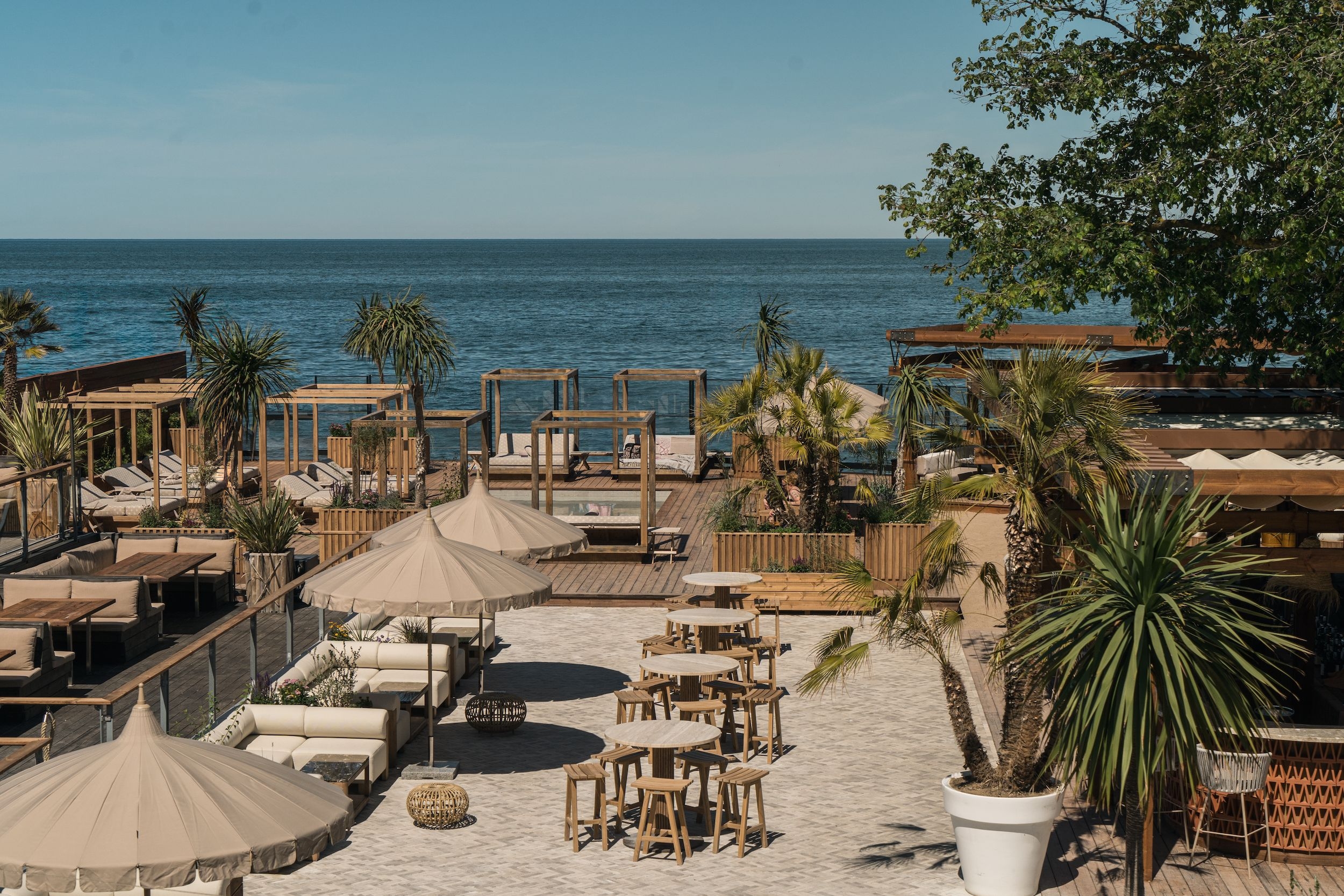 Kallis Beach Club